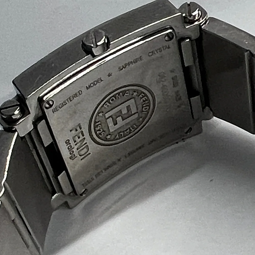 Fendi Quadro 6000G Stainless Steel Bracelet Wristwatch Black Dial Roman Numerals